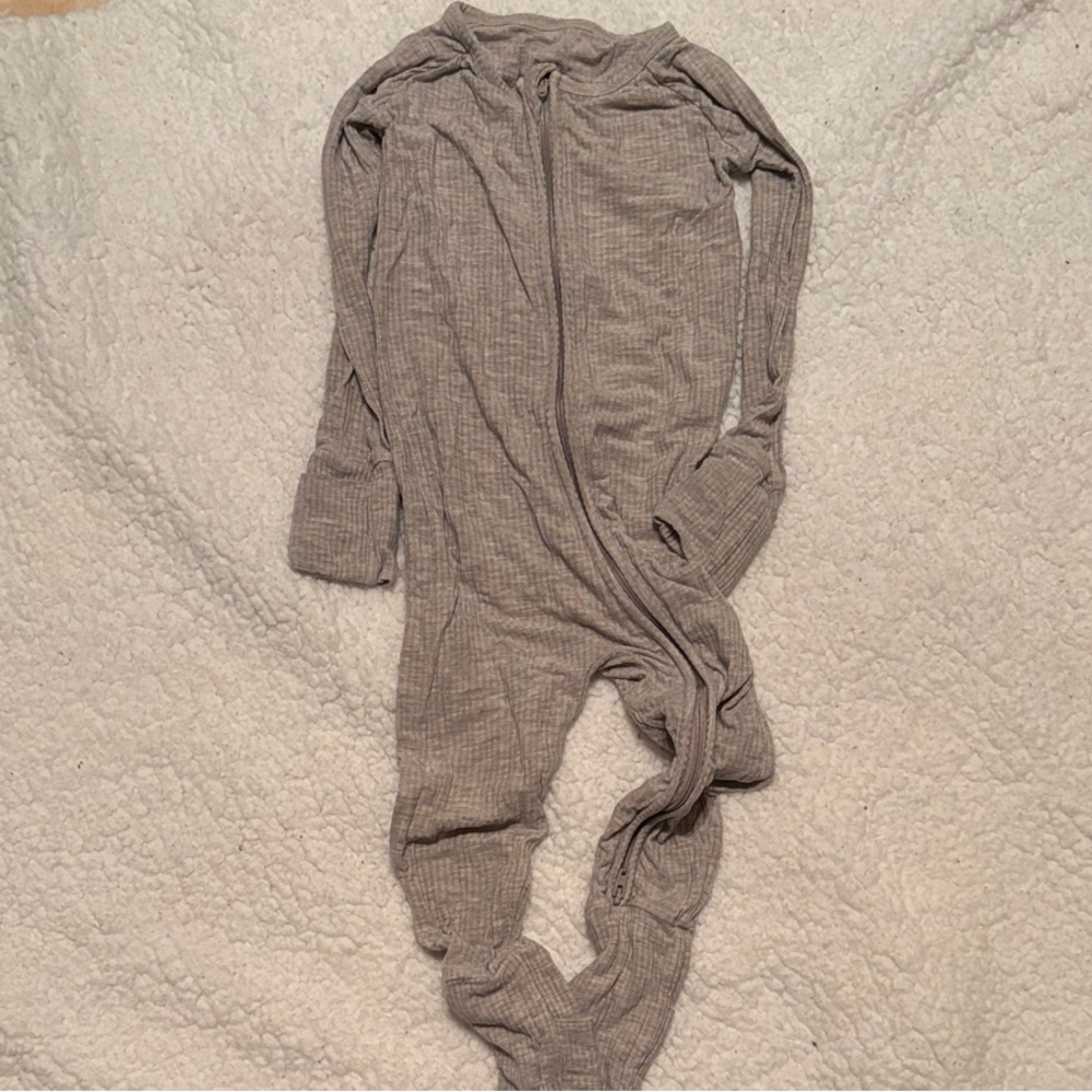 Little Sleepies LS Ribbed Zippy Heather Stone